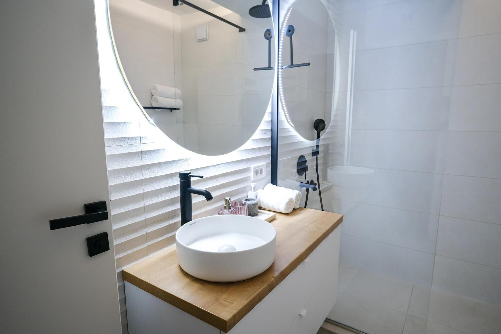 Apartment In Nis, Center! Brand-New 외부 사진